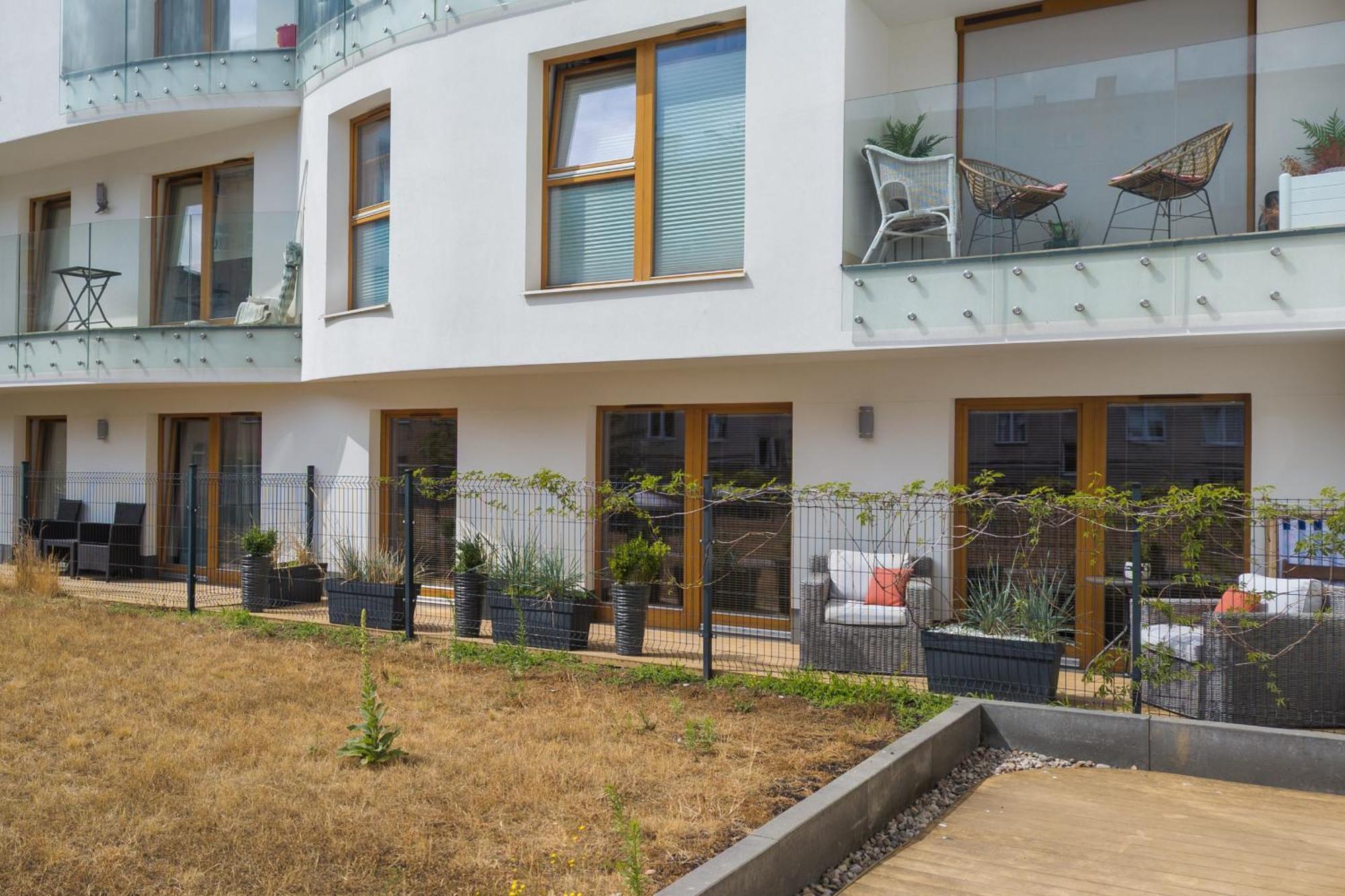 Batorego 7 Apartament With Terrace & Parking Downtown Gdynia By Renters エクステリア 写真